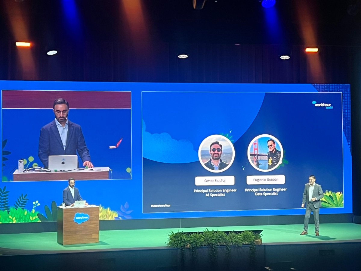 SalesforceES's tweet photo. 🤔¿Cómo transformar vuestras empresas con IA + Dato de Cliente? En 4 pasos con Alberto Cordero, Director Solution Engineer en Salesforce, Eugenio Roldán, Principal Solution Engineer Data Specialist y Omar Siddiqi, Principal Solution Engineer AI Specialist.  #SalesforceTour Madrid https://t.co/173KuewTaG
