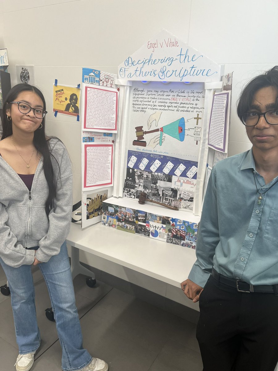 AHSschaefer's tweet photo. The students did an amazing job with their historical inquiries! They researched and articulated impressive responses to tough questions in our nation’s past. Makes a history teacher proud!
#andoverschools 
#AHStrojanfam https://t.co/6mcNhJaXns