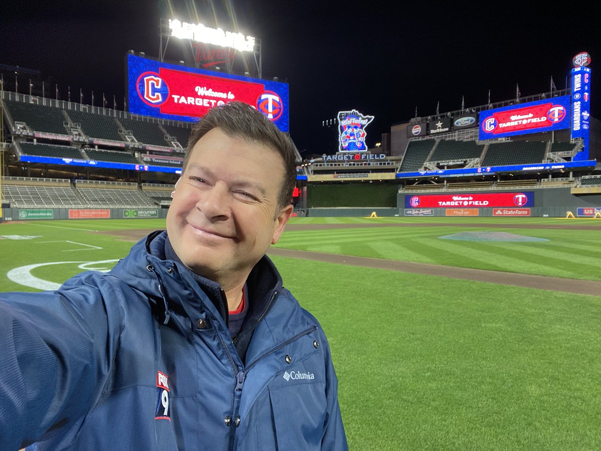 Good morning on this Gateway to the weekend 👍I’m opening the gate to the Twins Home Opener! ⚾️ See you all morning LIVE from Target Field! @Twins @FOX9