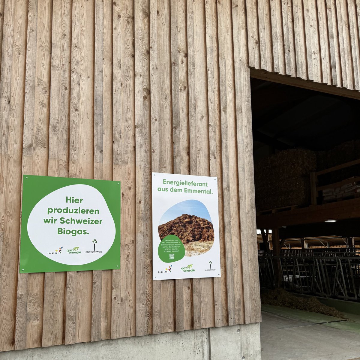 HannahHofer7's tweet photo. Landwirtschaft und Energieproduktion passt gut zusammen. Wie gross die Hürden (insbesondere Raumplanung &amp; Denkmalpflege) sind, zeigt die 4. gaseinspeisende landw. Biogasanlage eindrücklich. Hoffentlich bringen die aktuellen Gesetzesreformen hier die notwendigen Verbesserungen ♻️ https://t.co/Ltxw7UBSBb