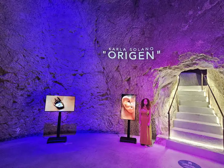 iambiente's tweet photo. Los #PozosdeGarrigós, en el Museo de @AMAEM_Oficial, inauguran la primera #SaladeExposiciones multimedia en #Alicante
Arranca su programación con la muestra "ORIGEN", de la artista costarricense Karla Solano
https://t.co/UytRDAfpp1 https://t.co/gTwAKKRAAf