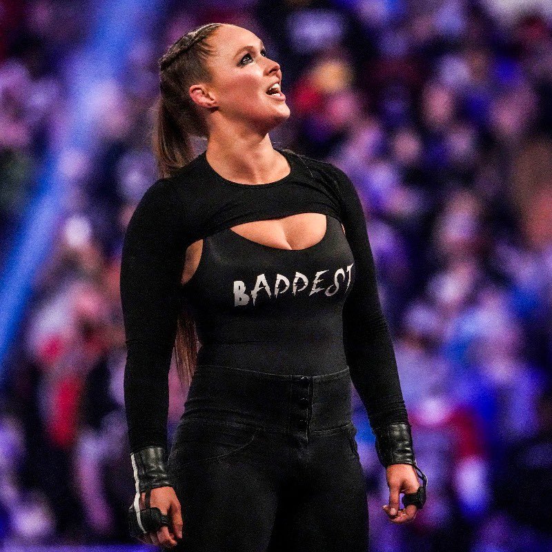 WrestlePurists's tweet photo. "It was Tuesday when this (Drew Gulak/Ronda Rousey) story came out and there were people there that thought man, Gulak's probably going to be gone tomorrow. 

And he's not gone, so I don’t know what that means.”

- Bryan Alvarez
(WOR) https://t.co/NJ6sjb7shQ