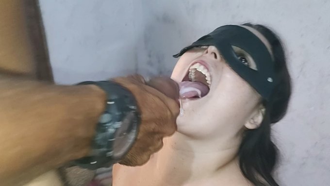 I just sold a video on #realloyalfans. Take a look here: https://t.co/J37KegF6gd https://t.co/P6IqEu<a href="/tag/realloyalfans"class="tags">#realloyalfans</a>