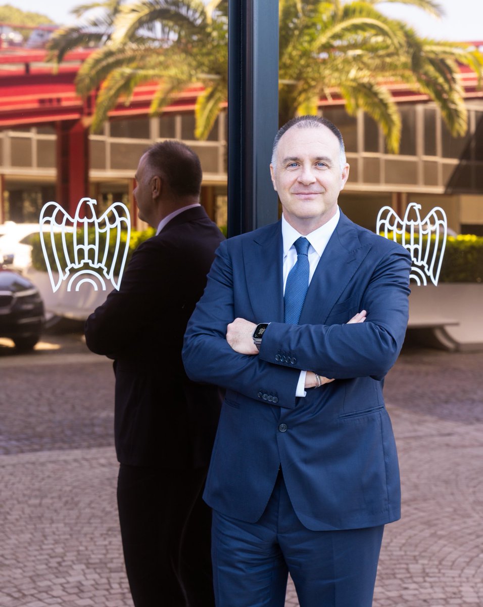Il Consiglio Generale di Confindustria ha designato Emanuele Orsini come Presidente per il quadriennio 2024-2028. 

L’ Assemblea dei delegati, convocata per il 23 maggio, eleggerà il il 32º Presidente.