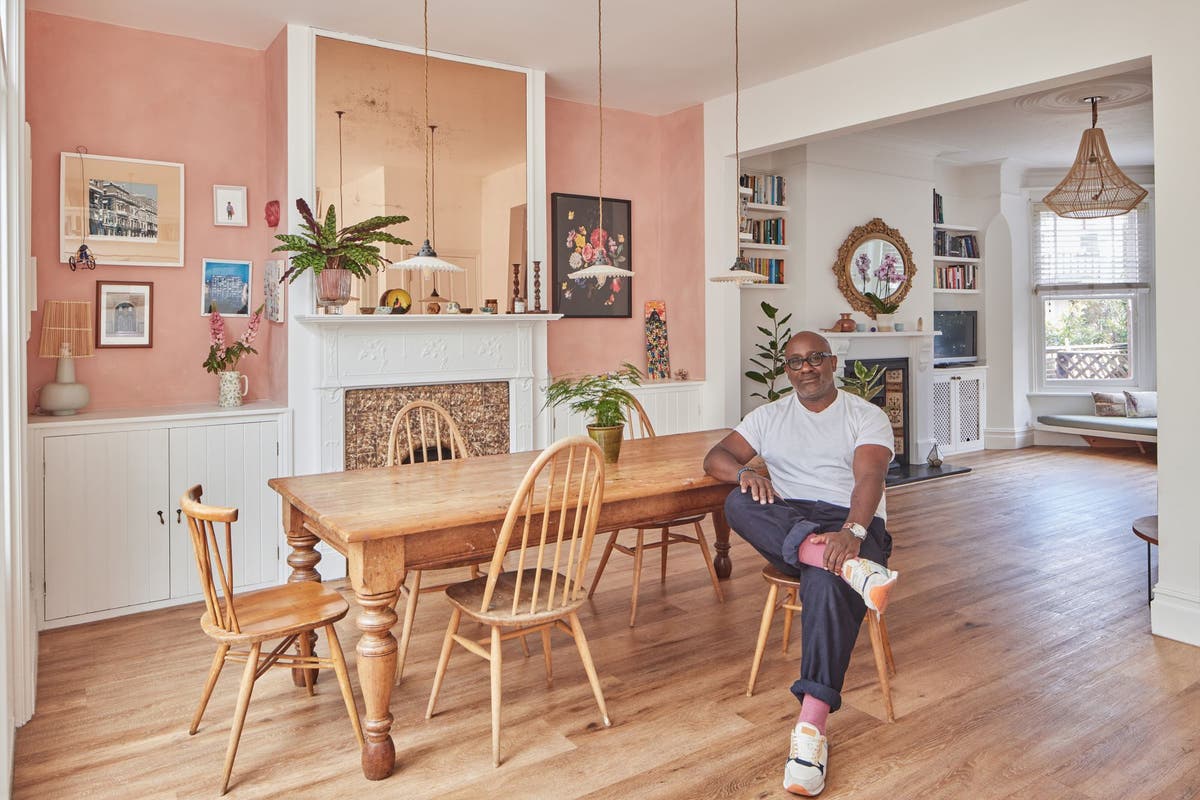 🛠️💖 Transformed our family home on a budget & shared the journey with @EveningStandard! Discover tips & insights to make your dream home a reality without the financial stress. 🏡 #HomeRenovation #BudgetTips #KunleBarker standard.co.uk/homesandproper…