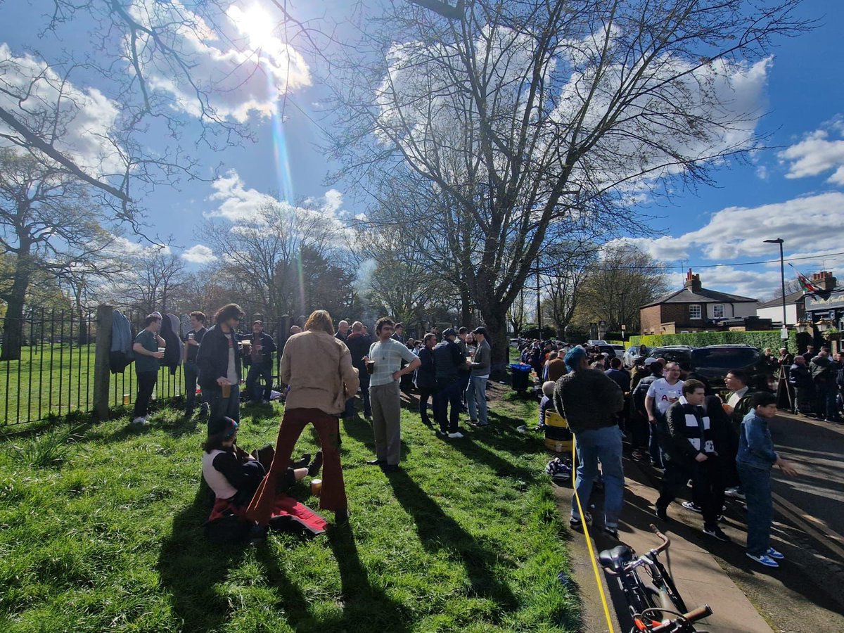 1 month has passed since we took over the tenancy of the pub! Big thanks for all your kind words and offers of help, all with a pint in your hand. 🥰 As the saying goes, it takes a village to raise a child. In our case, it takes a community to run a pub. And on we go…🥰💙🍻