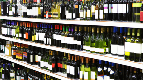 🆕In <a href="/bmj_latest/">The BMJ</a>, PHS colleagues discuss how recent estimates of alcohol-specific deaths rates do not alter the conclusion of the final evaluation report for #MinumumUnitPricing – MUP has had a positive impact in tackling health harms from alcohol.

doi.org/10.1136/bmj.q7…

🧵👇