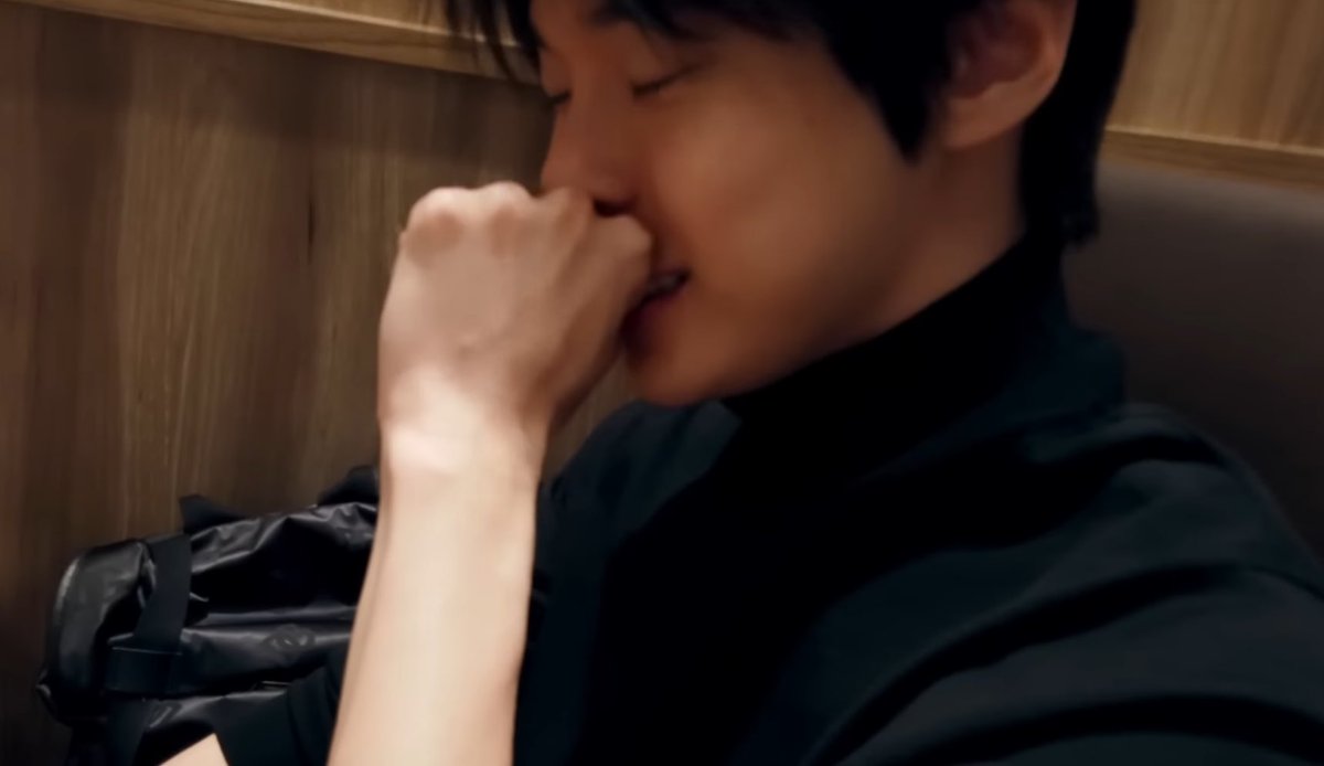kdysource's tweet photo. pretty doyoung in jung vlog https://t.co/6MjdboUsR2