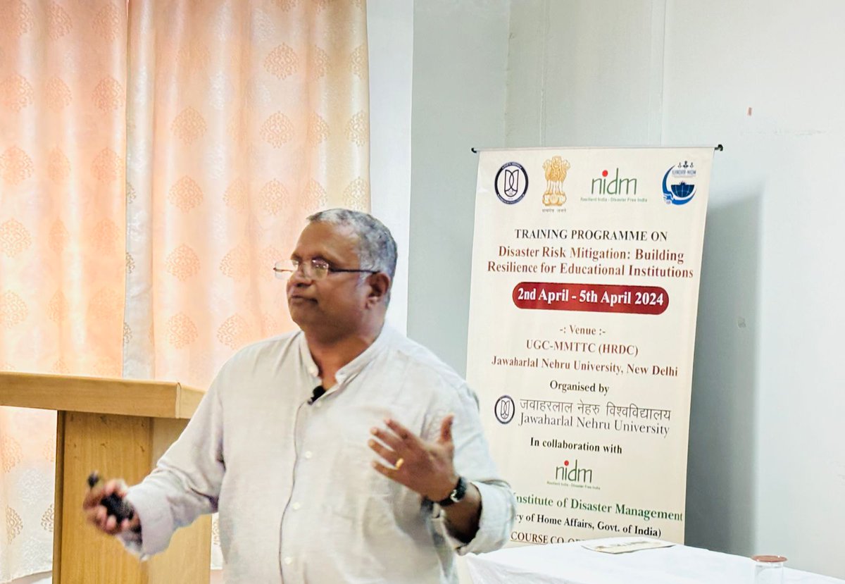 scdrjnu's tweet photo. “We keep accumulating items without discarding them, leading to potential hazards in our living spaces.”- Dr. Hari Kumar, Regional Coordinator (South Asia),Geohazard International at the training programme.
#SCDRJNU2024 #NIDM2024 #Disasters #BuildingResilience #disastermitigation https://t.co/rOWzIEoLPq