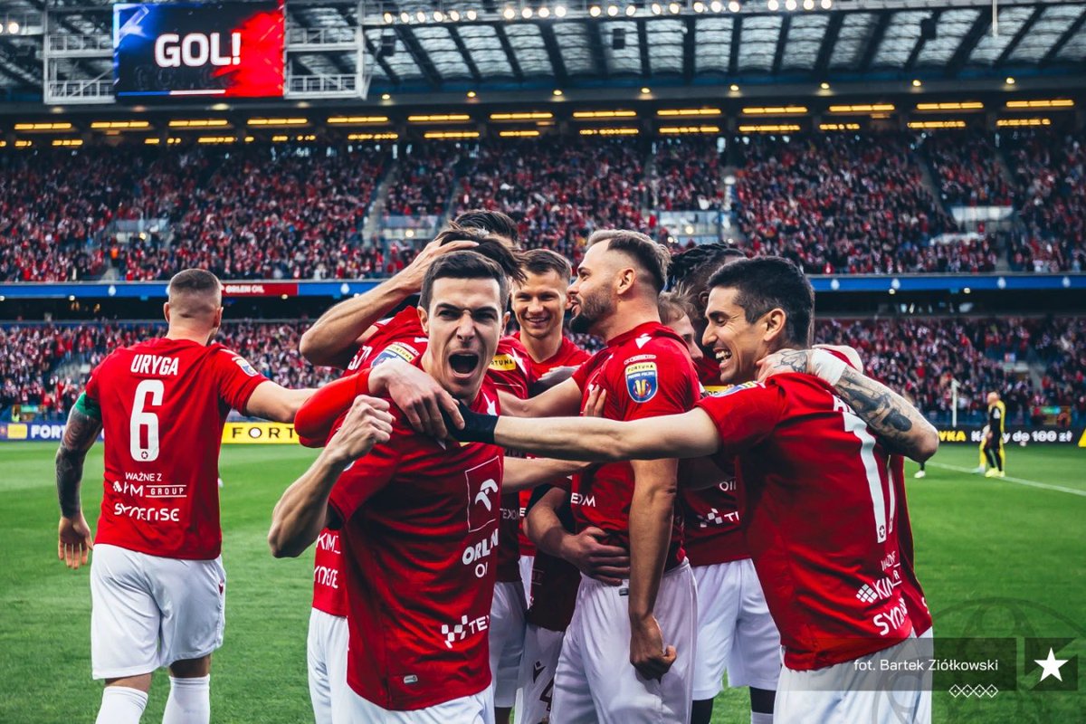 mikivillar7's tweet image. Mamá, papá, que voy a jugar una final de copa!!!! 😳🤯

#enjoytheprocess 🐢