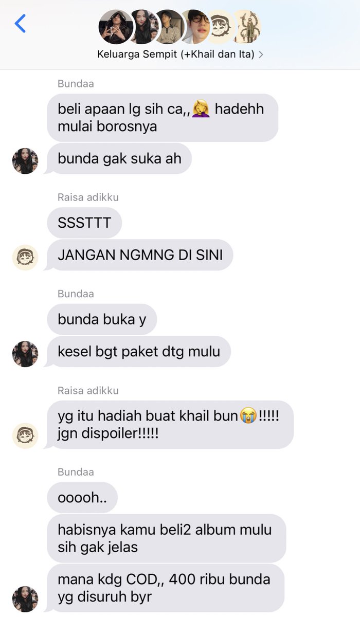 sukkiech's tweet photo. kartu selfie si botak (???) https://t.co/uO48gYCcWp