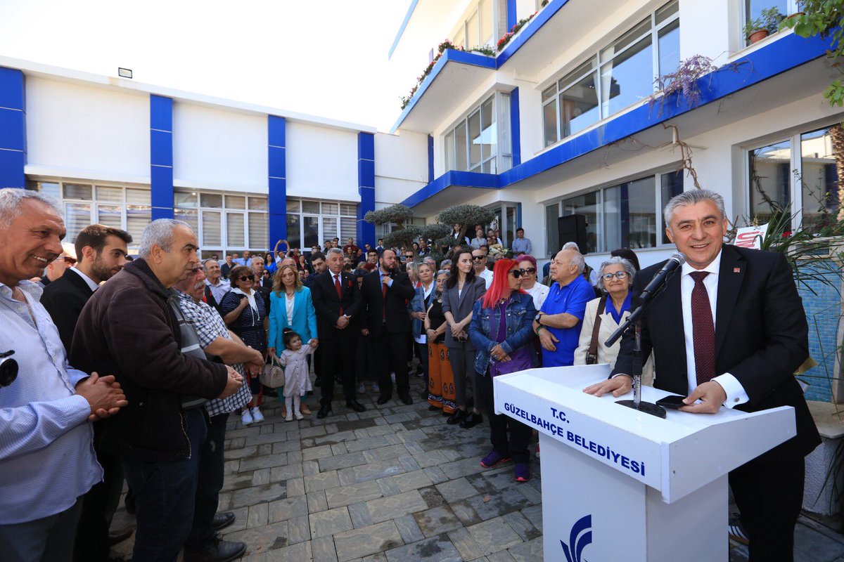 omustafaince's tweet photo. Sayın Başkanımız Mustafa Günay ve meclis üyelerine çıktıkları bu yolda başarılar diliyorum. İnce ailesi olarak Güzelbahçe'yi ve sizleri çok sevdik, hep seveceğiz. https://t.co/F9QGYuuNJY