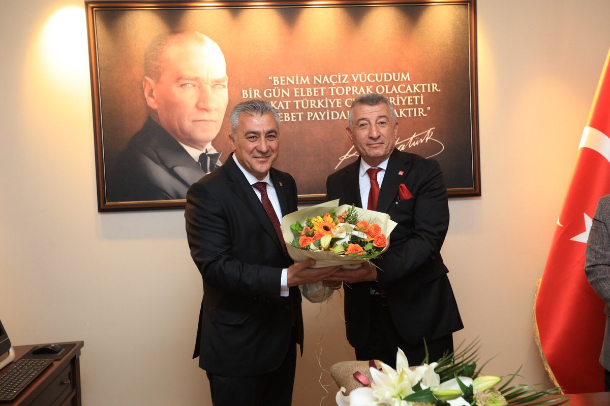 omustafaince's tweet photo. Sayın Başkanımız Mustafa Günay ve meclis üyelerine çıktıkları bu yolda başarılar diliyorum. İnce ailesi olarak Güzelbahçe'yi ve sizleri çok sevdik, hep seveceğiz. https://t.co/F9QGYuuNJY