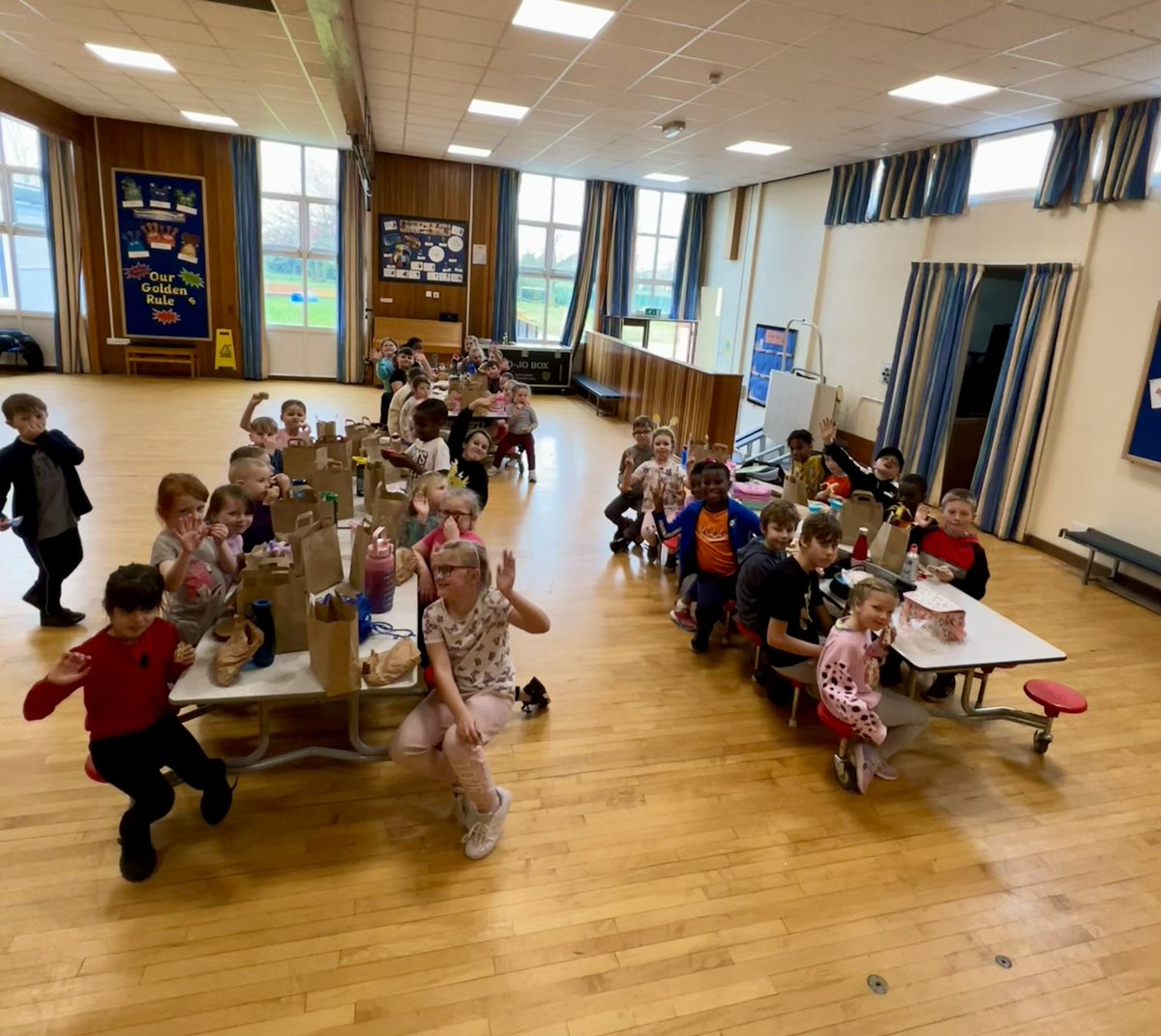 Day 3 of our Easter #HAF2024 and we thought we’d share our lunch with you! First lunch group sitting 👋Healthy food is an important part of our day. Fresh fruit, healthy snacks and lots of variety makes for happy healthy active kids 🙌🏼 <a href="/MyDoncaster/">City of Doncaster Council</a> <a href="/NickFletcherMP/">James Fletcher</a> <a href="/educationgovuk/">Department for Education</a>