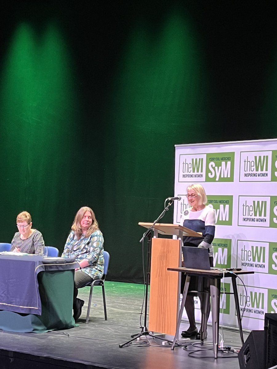 Anne Halborg, Chair of Sir Gâr/Carmarthenshire Federation gives the vote of thanks and extends a warm welcome to members to attend the 2025 Wales Conference on 16 April in the Selwyn Samuel Centre in Llanelli.