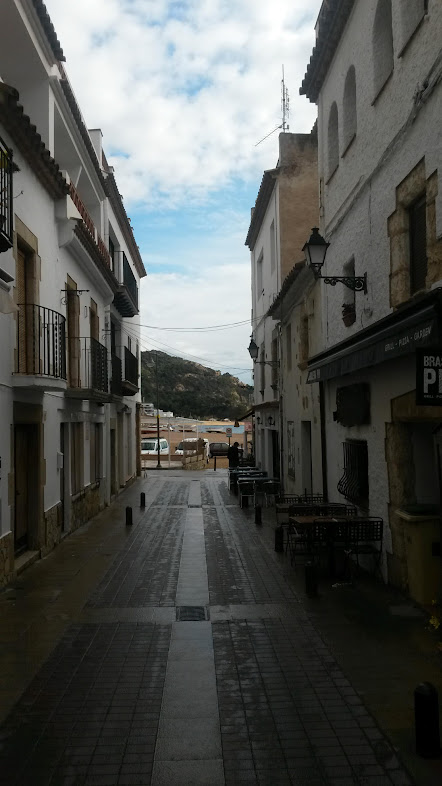 Who can work out where in #Spain this is ?

Clues 1 it is in Catalan 
2 on the coast