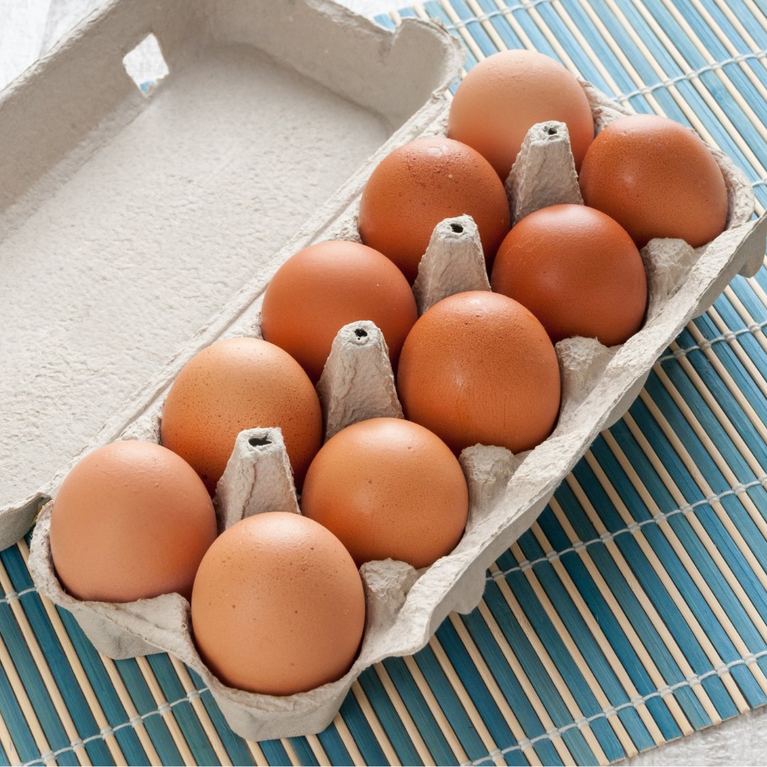 Too many eggs? 🥚 #DYK you can freeze them? Break them in a bowl & beat until the yolk and egg white is just about blended. Put the mix in an airtight container and label with the date and number of eggs used. Pop it in the freezer - done!👏 #FoodSavvy
foodsavvy.org.uk/15-freezer-fri…