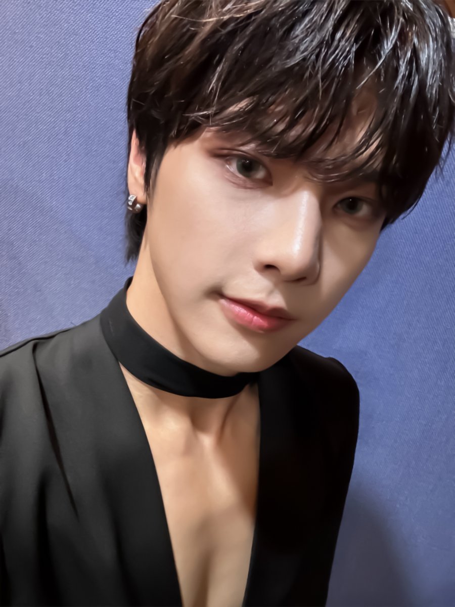 tan__official_'s tweet photo. [#재준] 오늘 엠카도 끄으으읕 ✌️��때써~~?!

#티에이엔 #TAN #JJ_FILM https://t.co/1kCaKBxYUV