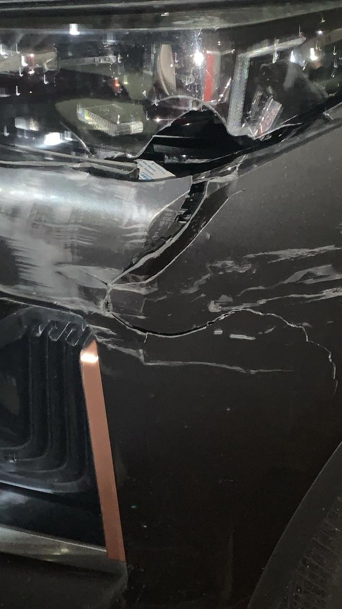 Miriam_glez02's tweet photo. @ChanganMexico @Profeco no entiendo cómo entran a vender coches sin refacciones. Nos aseguraron en la agencia @grupopicacho que si tenían piezas. Mi tía chocó hace 6 meses y siguen sin repararla @Seguros_Atlas @CESVIMEXICO https://t.co/qfGIOWpX8n