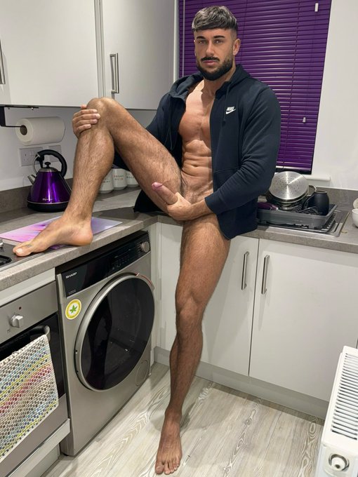 Who&rsquo;s riding it?😈 https://t.co/2DtOE7mugG