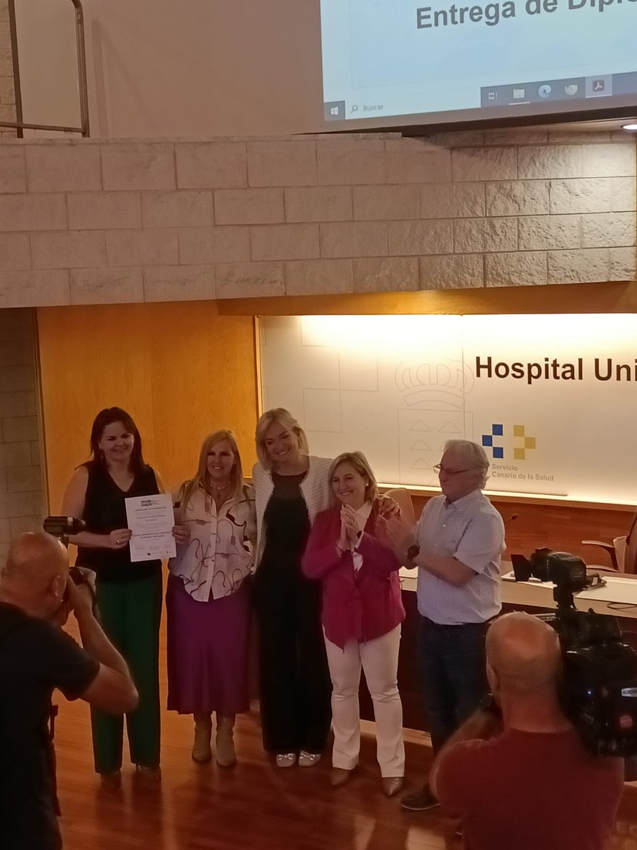 BPSO GAPGC (@bpsogapgc) on Twitter photo Hoy asistimos al acto de designación de CCEC/BPSO. Enhorabuena a los centros designados CHUGCDN y GAPTF! Gran trabajo compañeros! 👏👏 <a href="/BpsoCanarias/">BPSOCanarias</a> <a href="/BpsoGAPGC/">BPSO GAPGC</a> #BpsoGAPGC Hoy asistimos al acto de designación de CCEC/BPSO. Enhorabuena a los centros designados CHUGCDN y GAPTF! Gran trabajo compañeros! 👏👏 <a href="/BpsoCanarias/">BPSOCanarias</a> <a href="/BpsoGAPGC/">BPSO GAPGC</a> #BpsoGAPGC