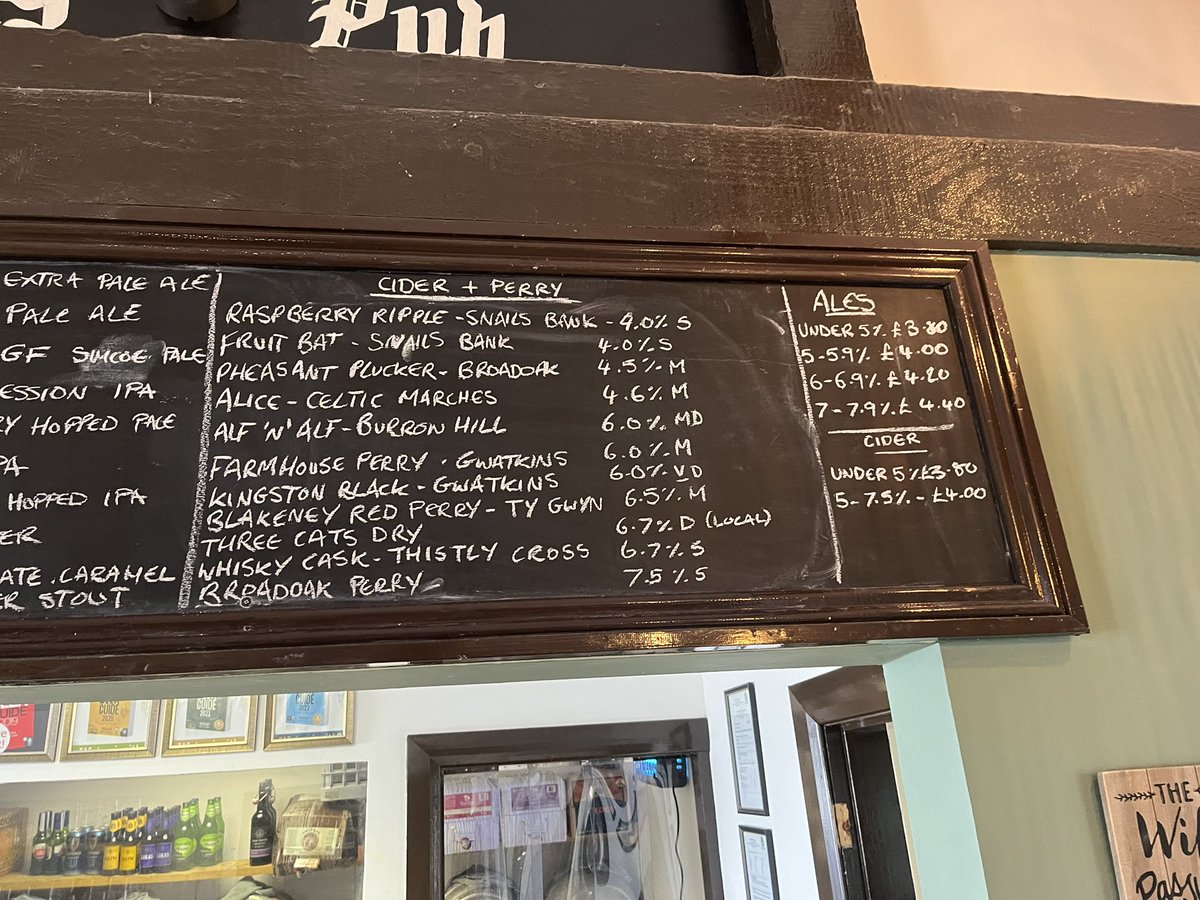 Angelsmicropub's tweet photo. This weeks selection 🍻 

We have the only Cask version of @CrichBrew’s Chocolate island at 6% 🍫 

@AmberValleyCamr @DerbyCAMRA @BelperBeerClub @RealAleFinder https://t.co/twhFCbmib2
