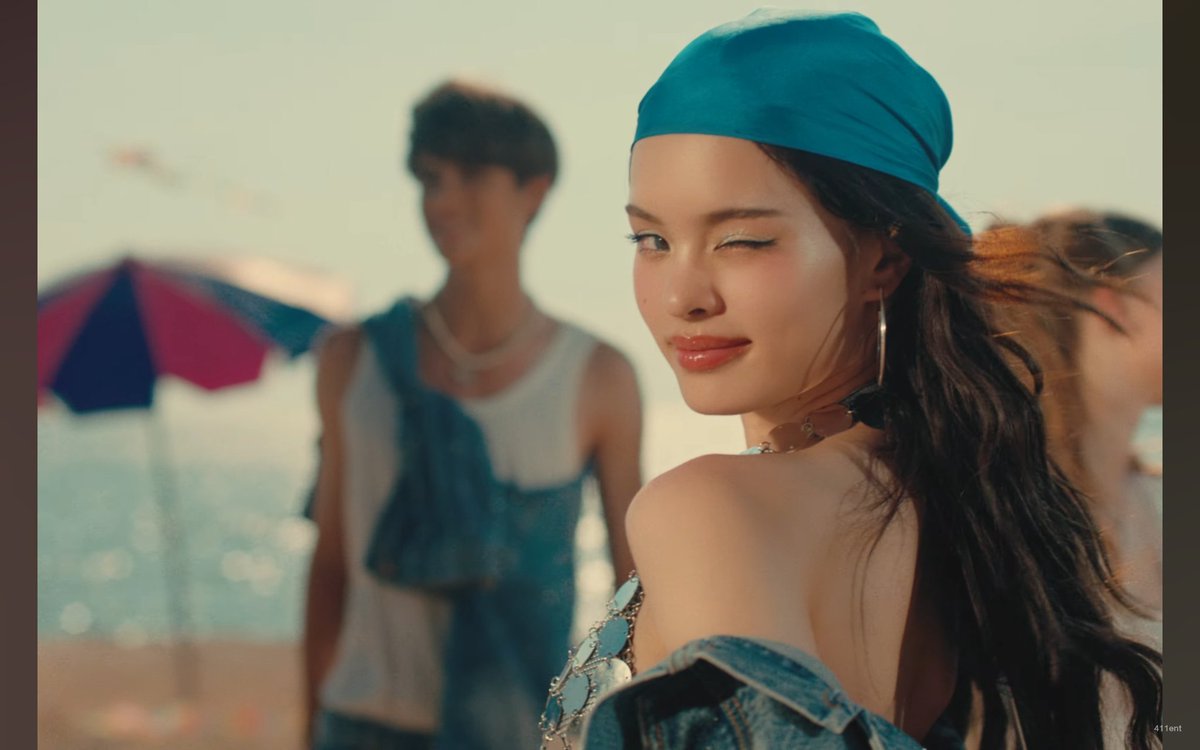 n_nuttyflutty's tweet image. พี่สาวหรั่งสวยจังคับผม #ทำมันให้ร้อน #MakeItHot