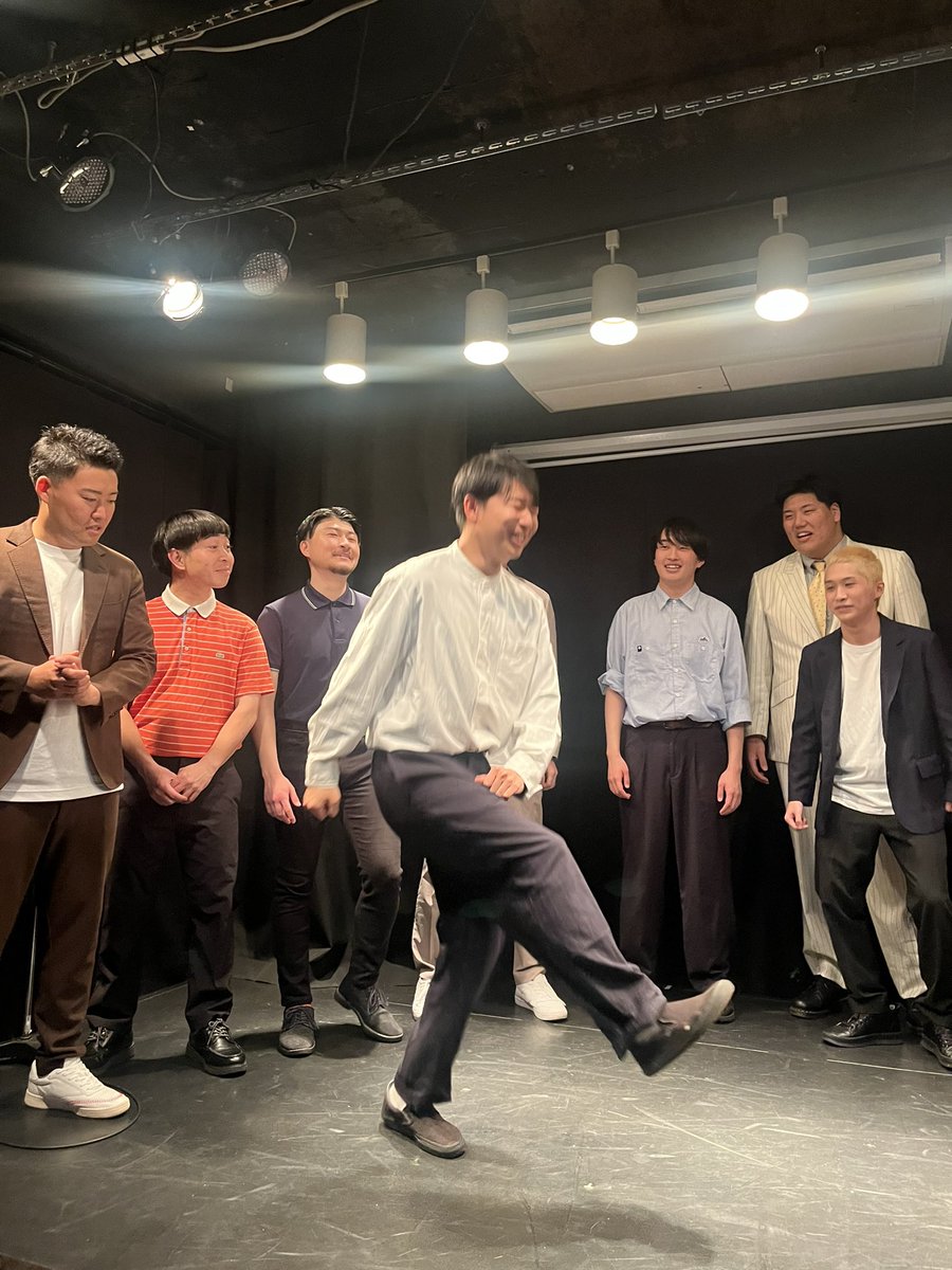 ma_ro_no0's tweet photo. 2024/4/4    漫駄楽
えび筆行けないのでラストライブ

相変わらず面白かった
何回見ても面白い
大好き

最後の平場もみんなの愛感じて泣きそうだった https://t.co/8XkJiNQVaa
