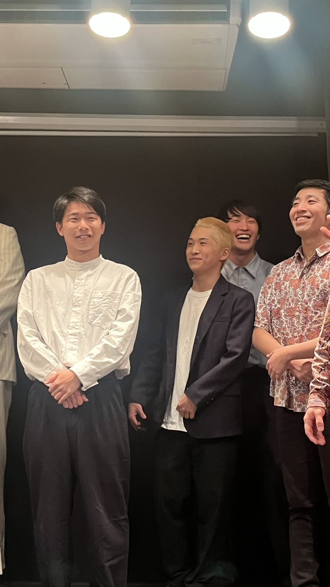 ma_ro_no0's tweet photo. 2024/4/4    漫駄楽
えび筆行けないのでラストライブ

相変わらず面白かった
何回見ても面白い
大好き

最後の平場もみんなの愛感じて泣きそうだった https://t.co/8XkJiNQVaa