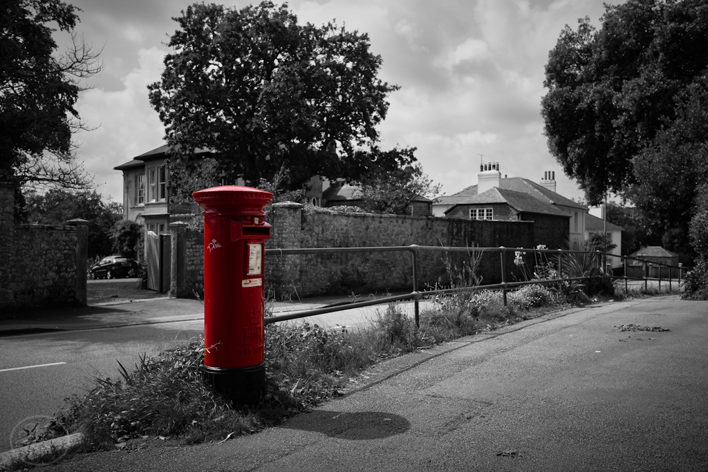 The letterbox, Alverton Road, #Penzance #PenzanceForever #Penwith #Kernow #Cornwall #lovecornwall #explorecornwall #GreatBritain #uk #postboxsaturday #royalmail #coloursplash #PHOTOS #PhotoMode #photooftheday #PhotographyIsArt #photographylovers #photography