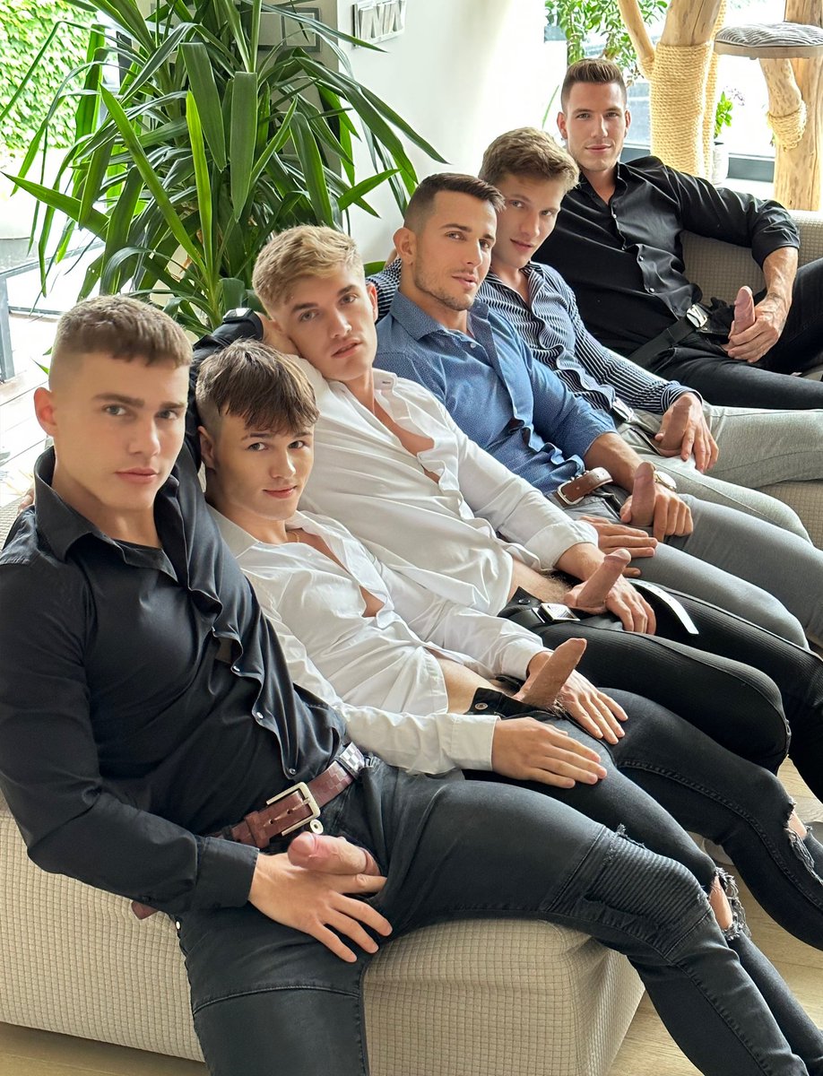 Would you be able to have an orgy with us?😈🍆💦💦💦💦🍑

retweet and I write to you privately🍆💦💦👇👇👇

 Subscribe to my onlyfans promotion 👇👇👇

In my onlyfans you can find videos doing orgies, Subscribe⬇️

onlyfans.com/collegegymbroe…