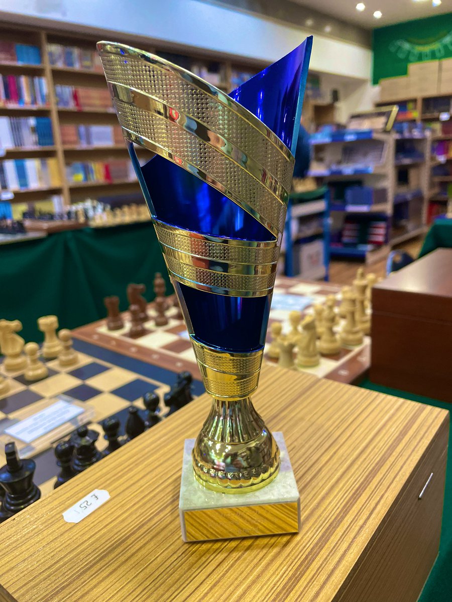 Today I have awarded @BatterseaChess Chairperson Djuna Tree for Contribution into Women’s Chess in England.Since came on board increased club women’s participation from 2 % to 15%,she also increased women participation In London League from 2% to 7% and organised Women’s division