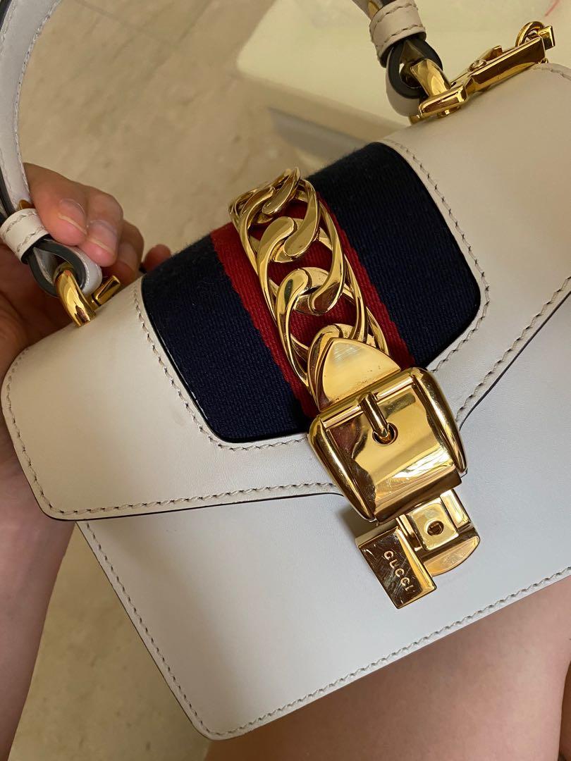 jaydarwinh's tweet image. Sylvie Shoulder Bag