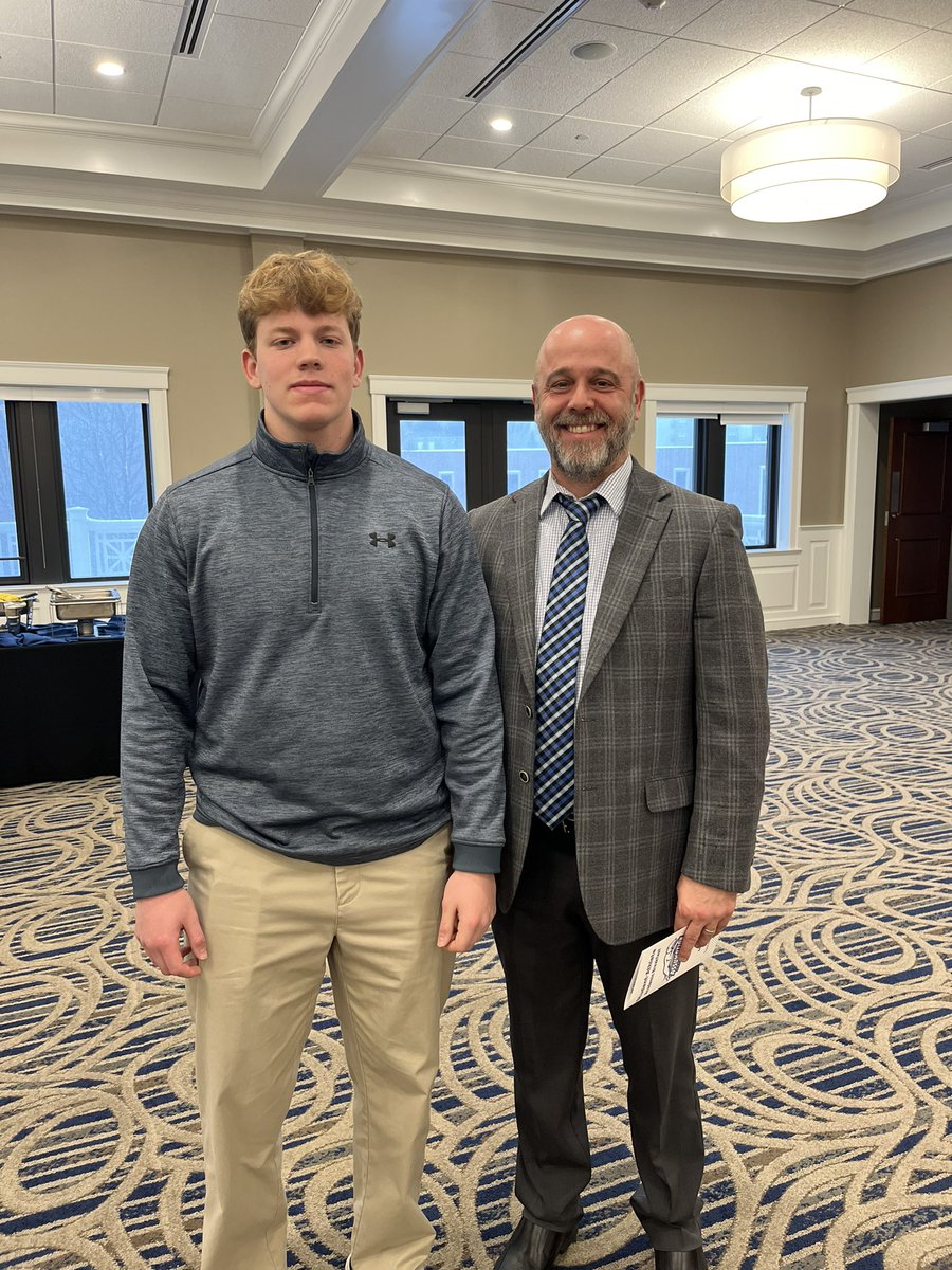 Congratulations to Owen Fitzgerald- SOPH LB for being recognized as the top student in our program. Owen was also NE10 Rookie of the week 6x in 2023. Beast on and off the field! #Advantage @AssumptionFB