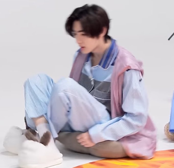 ─ 비비♡🩰 tweet media
