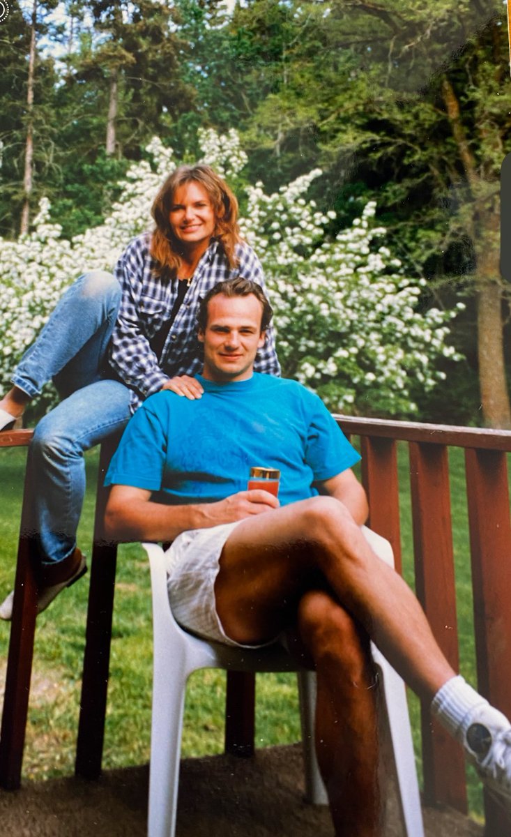 HawerchukStrong's tweet image. Today would have been Dale’s 61st birthday. We miss him everyday. #HawerchukStrong