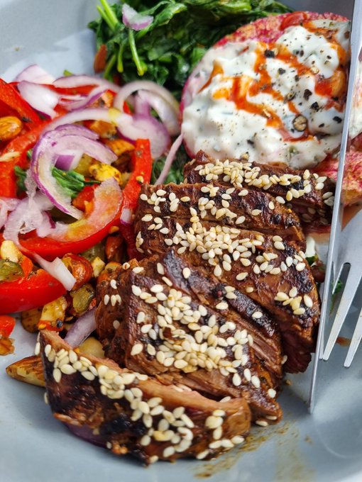 Mmm who likes steak for breakfast? https://t.co/UQuTnpRPSP<a href="/tag/throne"class="tags"><span>#throne</span></a><a href="/tag/wishlist"class="tags"><span>#wishlist</span></a>