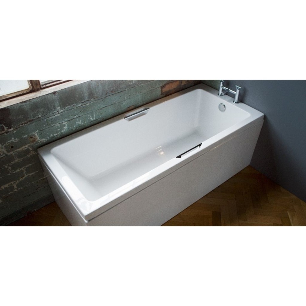 Upgrade to a 🛀 Carron Quantum Integra Bath for a stronger and longer-lasting bath. 💪 #bathroomupgrade #carronbaths Carron Quantum Integra Twin Grip Single Ended Bath 1750mm x 750mm - Baker and Soars bakerandsoars.com/store/product_…