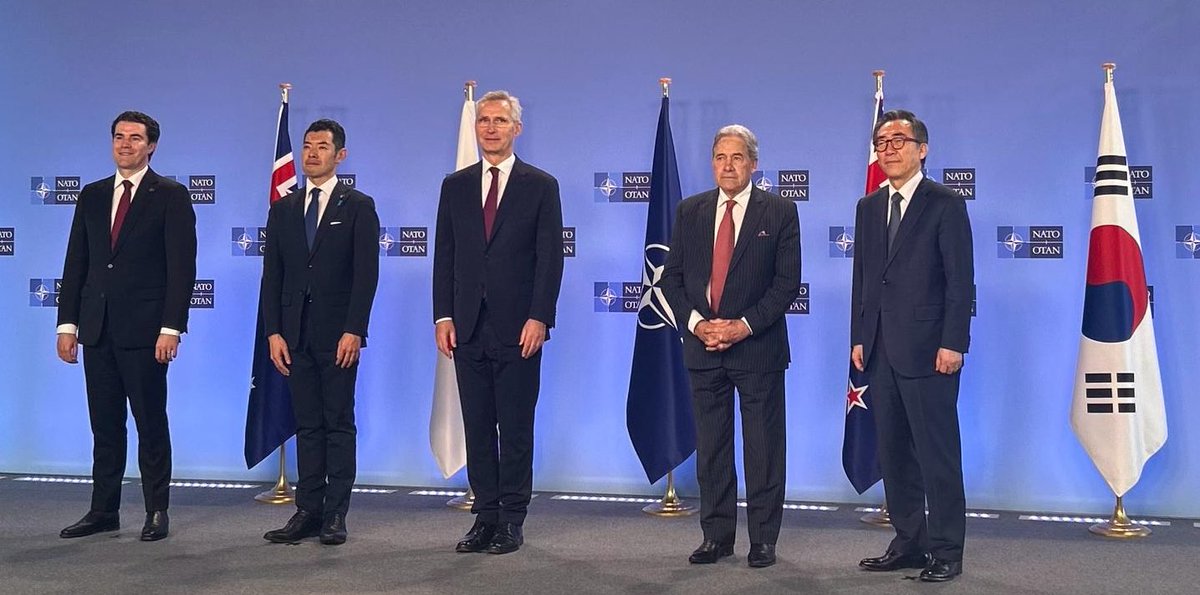 On a day that @NATO celebrates its 75th anniversary, NATO Foreign Ministers are meeting their Indo-Pacific partners: Australia 🇦🇺 Japan 🇯🇵 South Korea 🇰🇷 New Zealand 🇳🇿 nato.int/cps/en/natohq/…