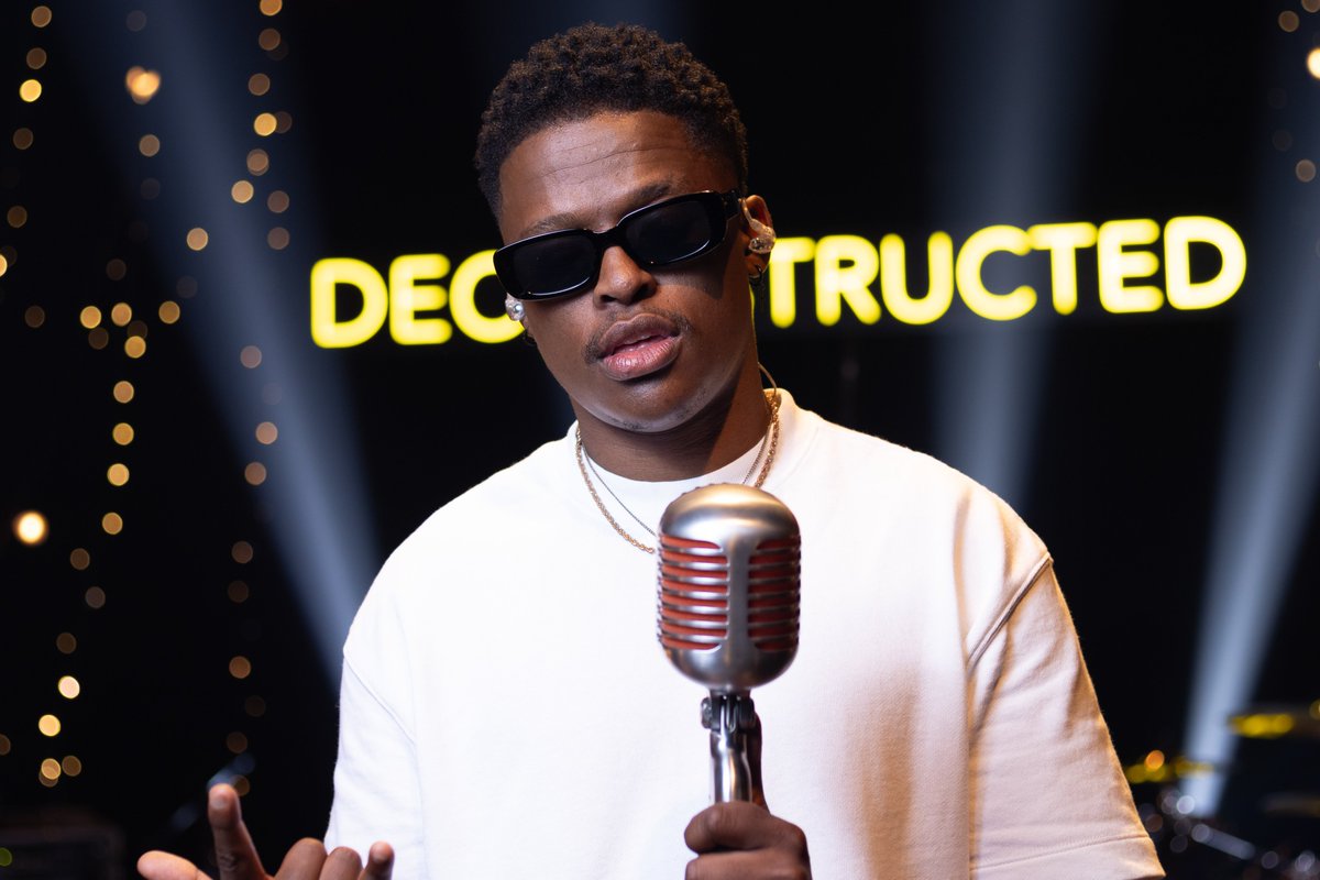 ChannelOTV's tweet image. iStar sama punchline @TouchlineTruth is taking centre stage today on #Deconstructed. 🎙🔥 Catch his performance at 17:00, only on #ChannelO.

Stay connected to Ch320 on #DStvStream ➡ bit.ly/3U1ryqR.