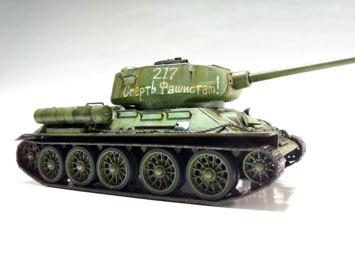 #五十路モデラー大集合
自らをモデラーと称する程の熱量は全然ありませんが一応50半ば過ぎです。興味の対象が他に移らない限りは続けて行こうと思ってます。