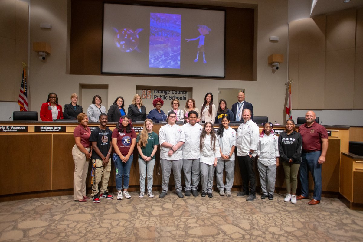 Shout out to the The Superintendent Student Advisory Council members from Wekiva High School who presented at the School Board Meeting on Tuesday evening. <a href="/JMartinez_OCPS/">Jose T. Martinez</a> <a href="/WekivaHigh/">Wekiva High School</a>