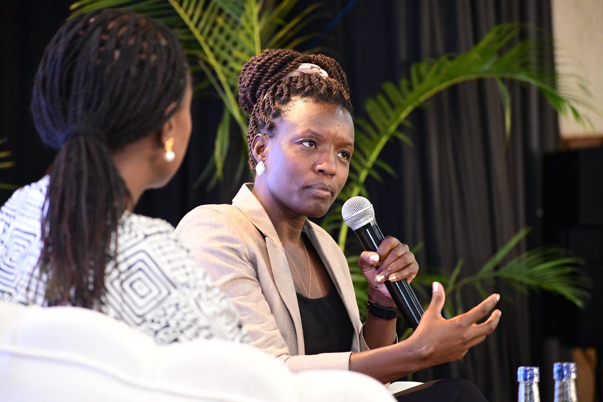 StrathU's tweet photo. #SCWomenInTech Cohort 6 Testimonial - @Gladys_Ngetich

"I joined the #SCWomenInTech programme holding @SQDGO_ in my hands: it was a rough diamond, now, a year later, the program acted like a skilled diamond cutter and shaped my journey.” 

#BecauseSheCan https://t.co/scMwq1VzrV