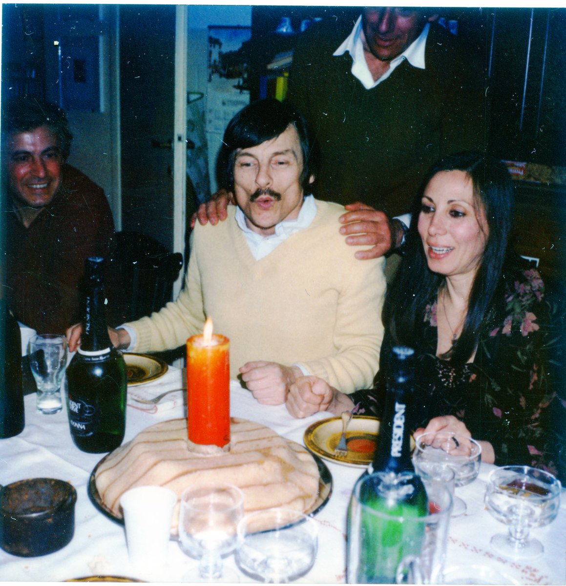 DannyDrinksWine's tweet photo. Andrei Tarkovsky celebrating his 50th birthday in Rome, 1982. https://t.co/4JVN4BhjG3