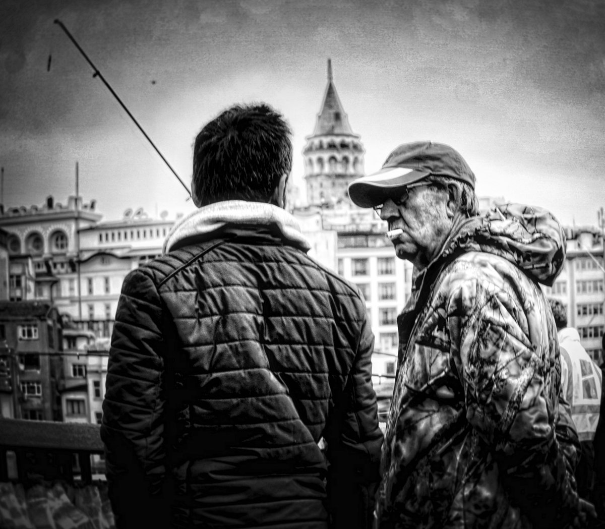 #tbt #istanbul #streetphotography #streetphoto #bnwphotography #photography #blackandwhite #womenstreetphotographers #noiretblanc #Monochrome #phojournalism #bnwphotography #SPICollective #lensculturestreets