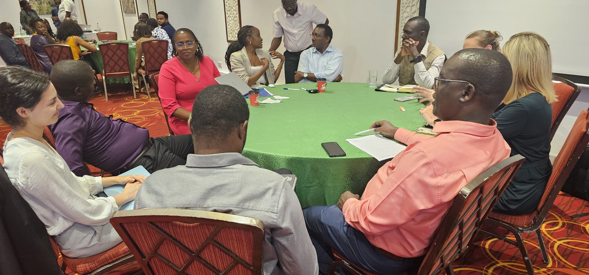 CARMMAfrica's tweet photo. Participants at the 14TH #ATFFND  discussing the key priorities that the Africa Regional Nutrition Strategy must address post 2025, and propose three to five objectives that need to be included in the #ARNS 

#Nutrition https://t.co/8F5S54D2Pn