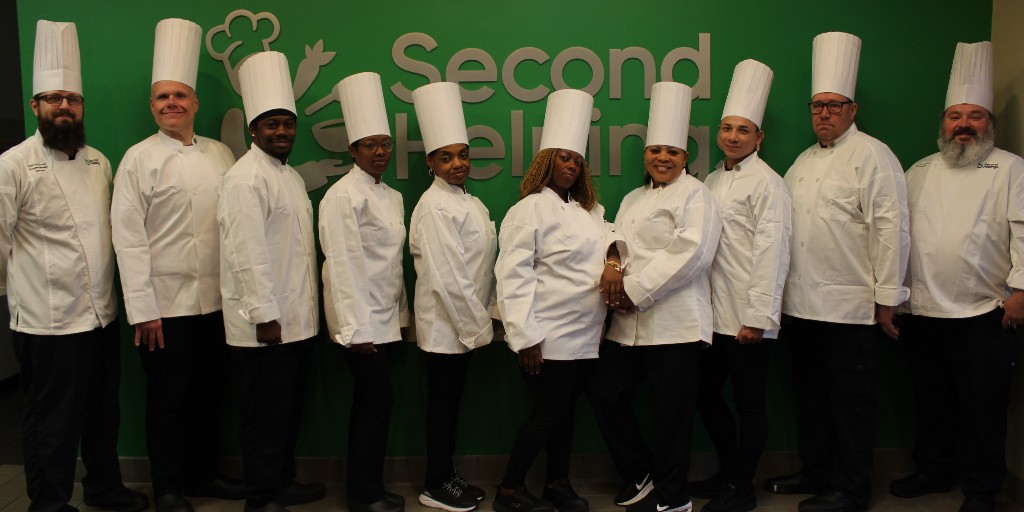 Tune into Facebook Live at 9:30 AM tomorrow (Friday) for Culinary Job Training Class 160's graduation ceremony! 👏 Congratulations everyone, we can't wait to see what's next for you! Special thanks to @OakMotors for sponsoring this class. facebook.com/secondhelpings…