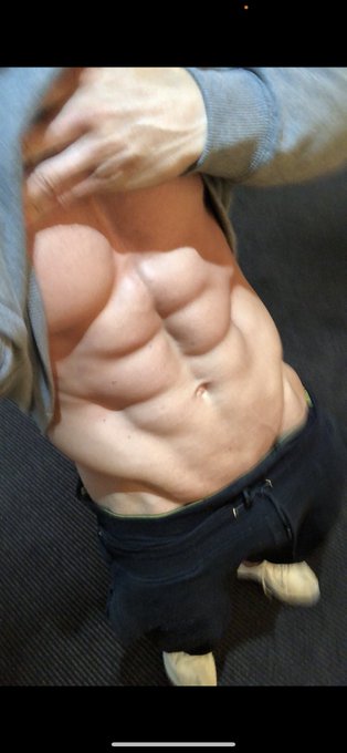 RT if you would like to 👄lick this juicy abs 🥵 https://t.co/SQpotqcTlz