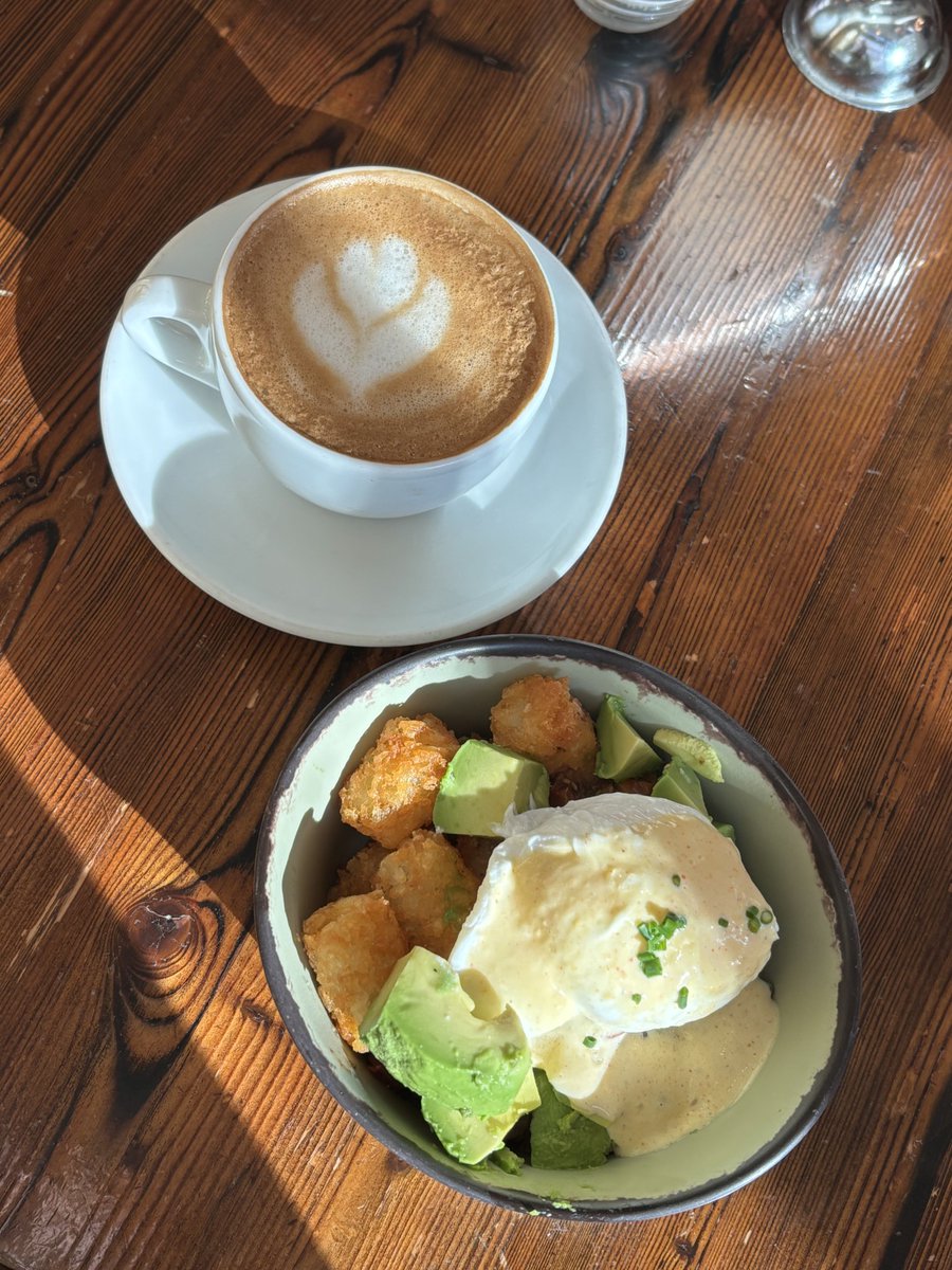 Start your day right with a delicious breakfast from Bayou Bakery – the perfect way to fuel your morning! ✨ #AllinArlington
📍: @bayoubakery