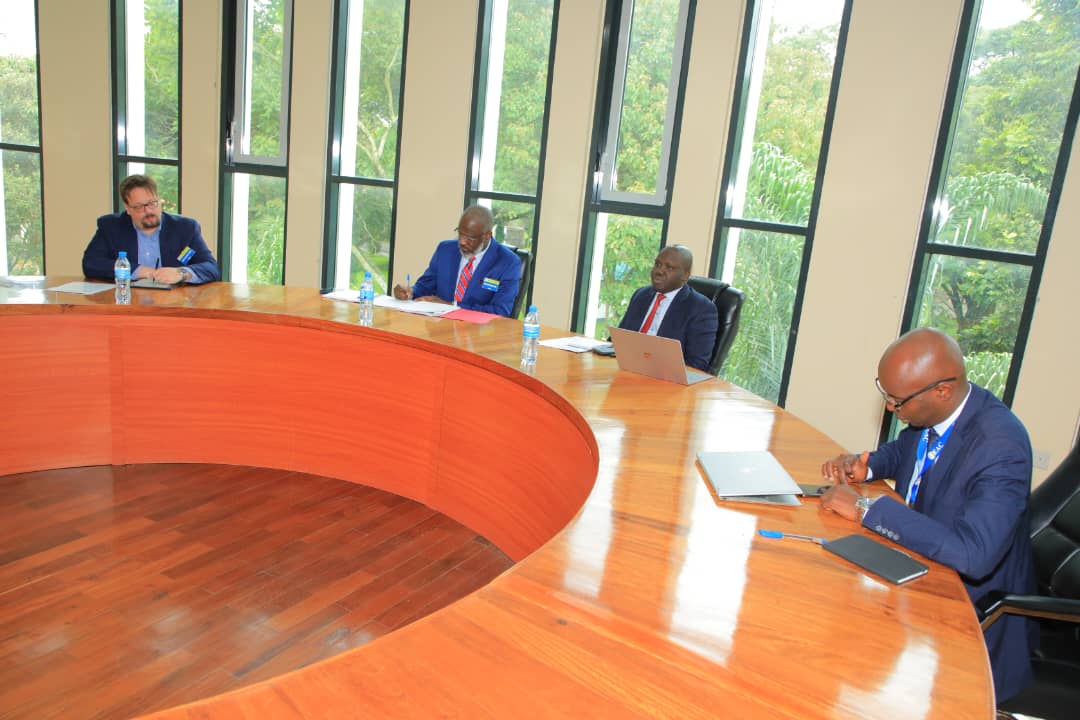Earlier today, EAC DSG Andrea Ariik Malueth held a consultative meeting with a delegation from the @UN Dept of Political Affairs & Peacebuilding and Liaison Team to the UN Office in #Nairobi on advancing peace, political stability, and sustainable development across East Africa.